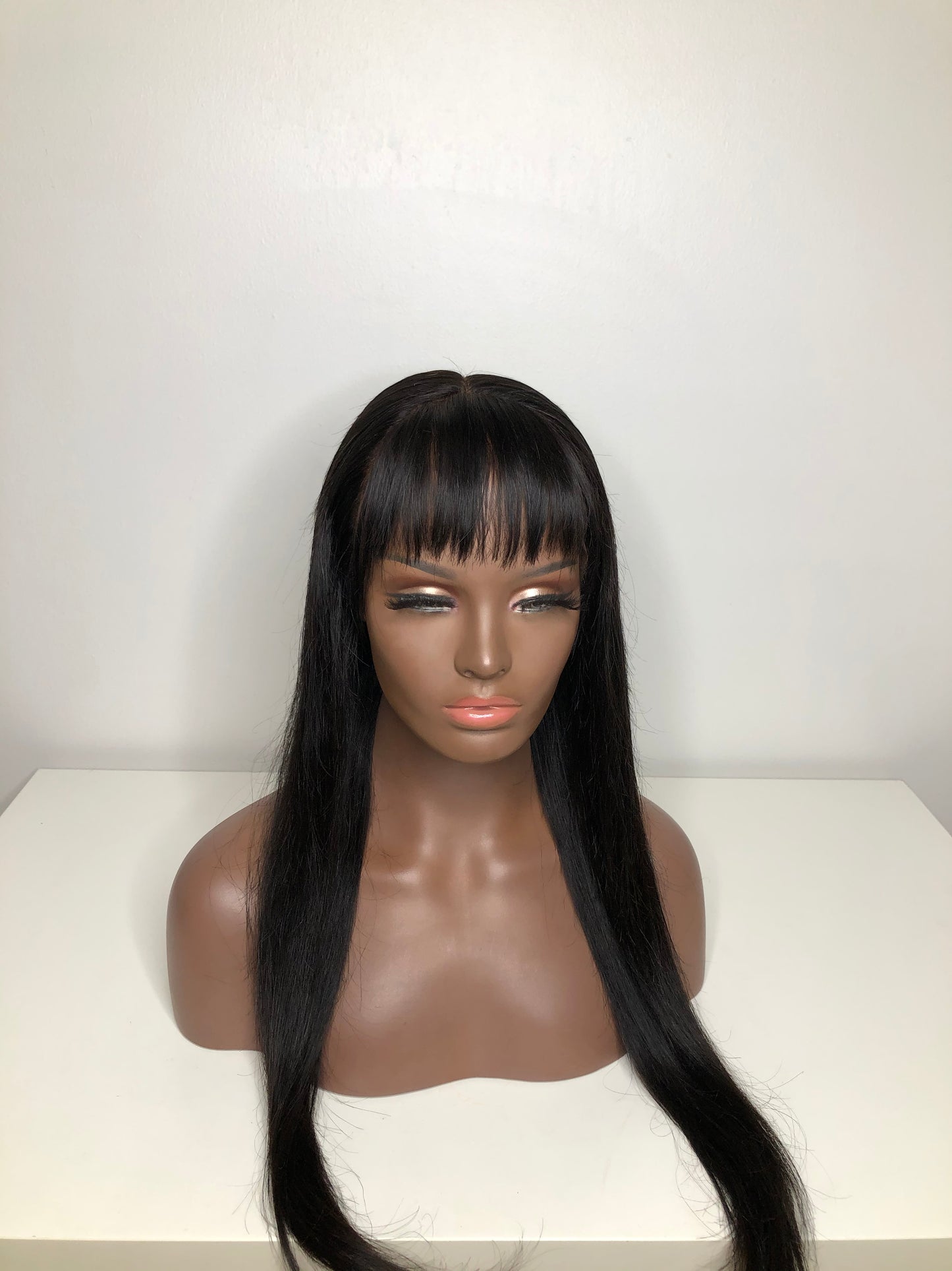 NAOMI WIG